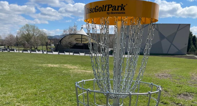 Disc Golf Park w Węgierskiej Górce! O co w tym chodzi?