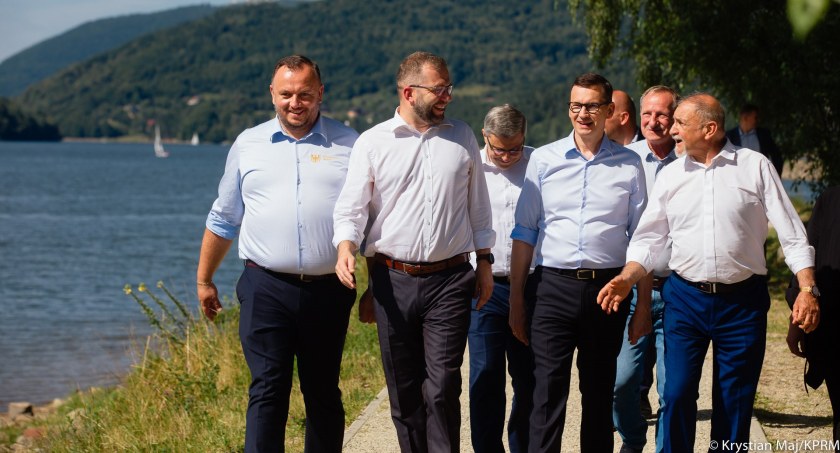 Premier w Żywcu: sądzę, że niedługo Jezioro Żywieckie będzie turystyczną perłą Polski