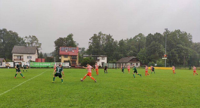 Bramki nadal sypały się jak z rogu obfitości, czyli niedziela z Pucharem Polski