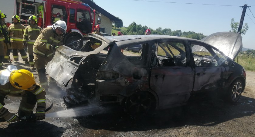 Kocoń: Spłonął samochód
