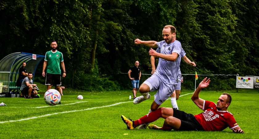 Giganci kontra beniaminkowie, a lider odwiedzi Pietrzykowice 