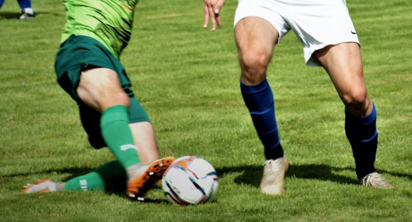 B klasa formalnie przekracza półmetek rundy