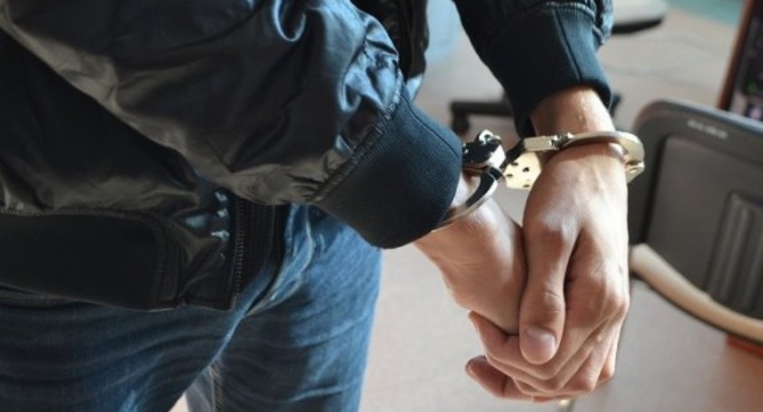 Policjant na wolnym zatrzymał złodzieja