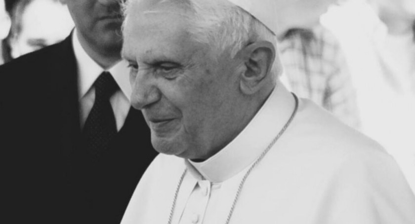 Zmarł Benedykt XVI
