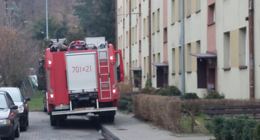 Pożar jednego z mieszkań na os. Młodych