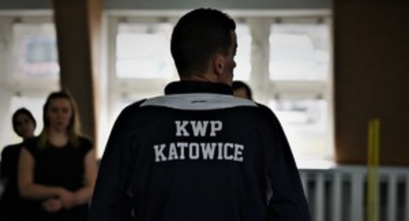 Sprawdź czy zdasz testy sprawnościowe do Policji