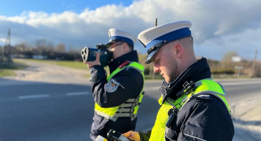 E notatnik. Nowe urządzenia do poprawy pracy policjantów