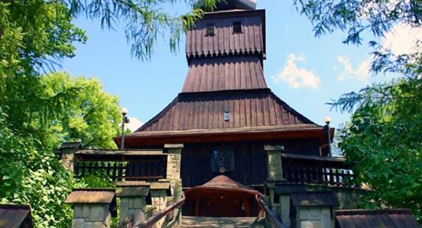 Kościół pw. św. Apostołów  Szymona i Judy Tadeusza