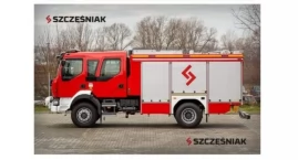 Uroczyste powitanie nowego samochodu strażackiego
