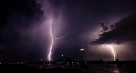 Ostrzeżenie meteorologiczne: burze z silnym wiatrem …
