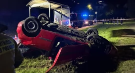 Samochód dachował w Międzybrodziu Żywieckim, na szczęście bez ofiar