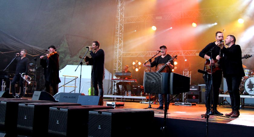 PIKNIK RODZINNY W LASKACH