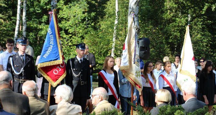 UROCZYSTOŚCI WRZEŚNIOWE NA CMENTARZU W LASKACH