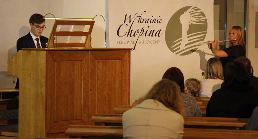 KRAINA CHOPINA TRWA