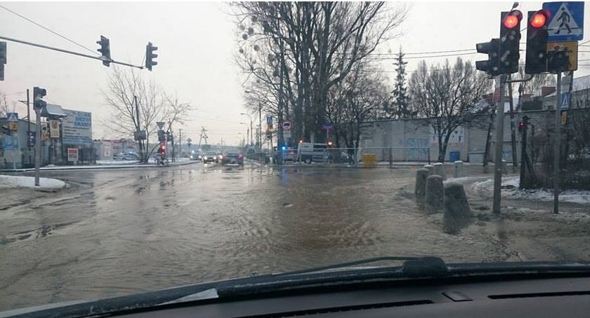 AWARIA WODOCIĄGOWA NA WJEŹDZIE DO GMINY