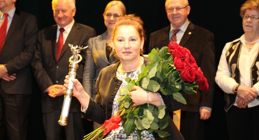 IZABELIŃCZYK ROKU 2015 DLA PANI ALICJI ROKICKIEJ