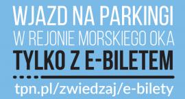 Zdjęcie przedstawia: Pierwszy tydzień funkcjonowania parkingów w rejonie Morskiego Oka wyłącznie z e-biletami