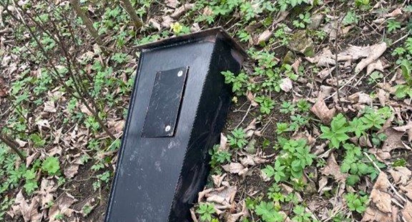 Dwukrotnie włamali się do kościoła w Krościenku i ukradli skarbony z pieniędzmi - usłyszeli zarzuty