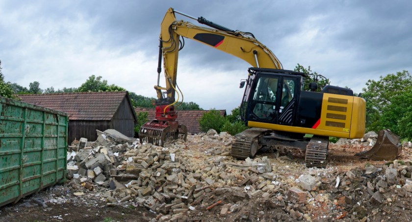 Odpady budowlane — jakie praktyczne zastosowania ma recykling?