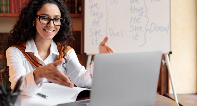 Nauka języka angielskiego – kurs czy studia?