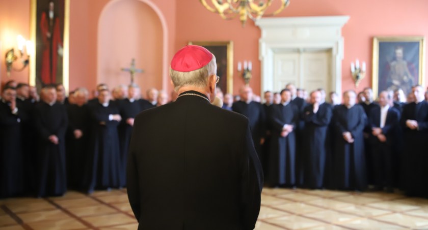 Zmiany personalne w parafiach w Archidiecezji Krakowskiej
