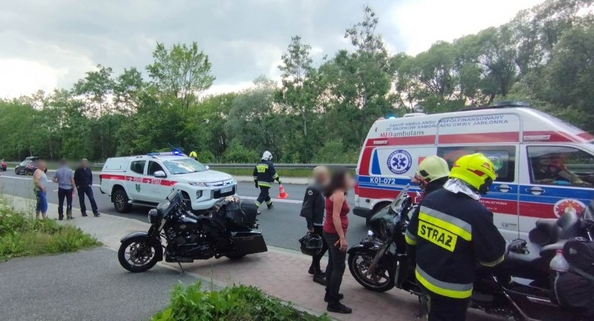 Zderzenie samochodu z motocyklem