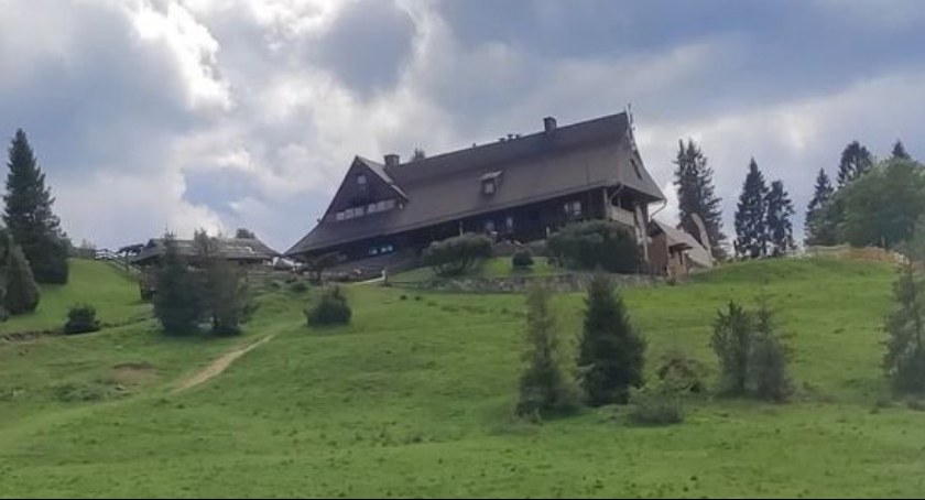 Turystyka z historią w tle - grzbietem Małych Pienin