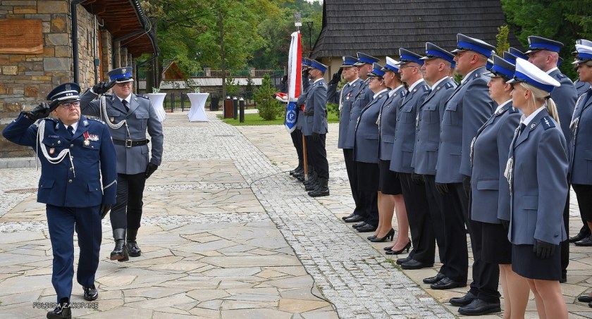 Obchody Święta Policji pod Tatrami odbyły się w Poroninie 