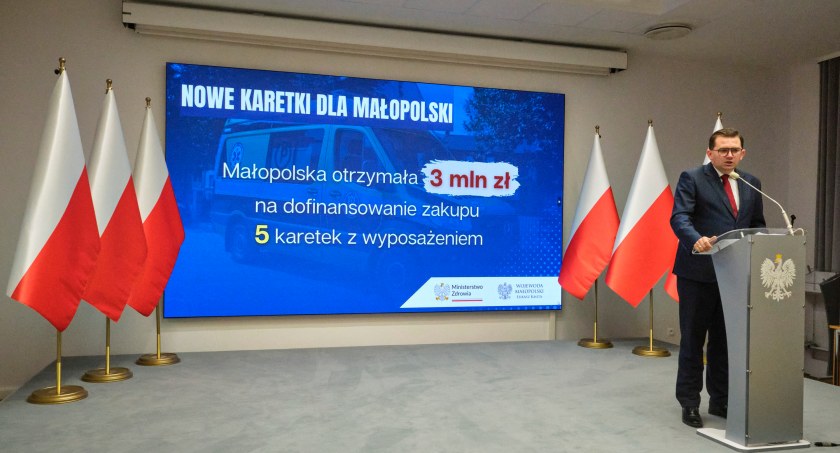 Nowa karetka dla szpitala w Nowym Targu - zwiększy się bezpieczeństwo pacjentów