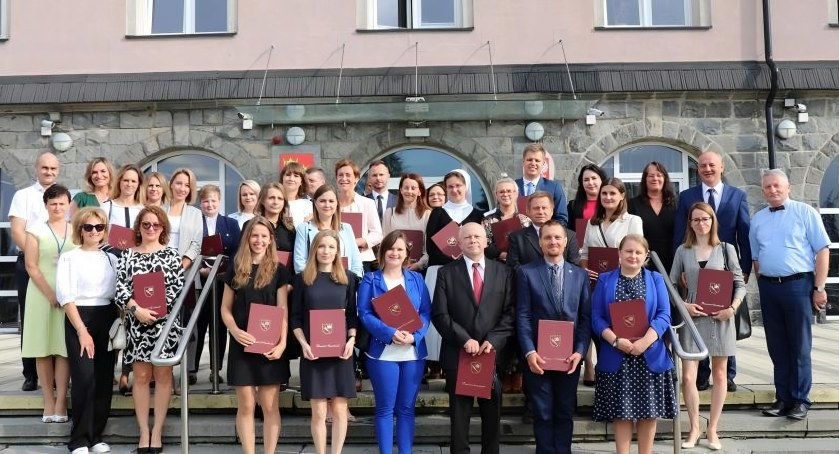 Awanse zawodowe nauczycieli mianowanych z powiatu nowotarskiego 