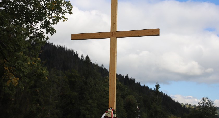Poświęcenie krzyża pod Gubałówką