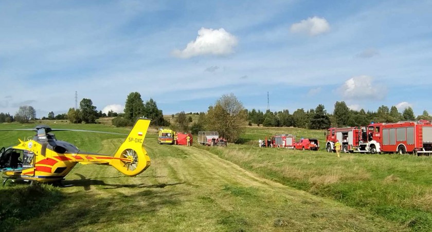Groźny wypadek podczas prac polowych