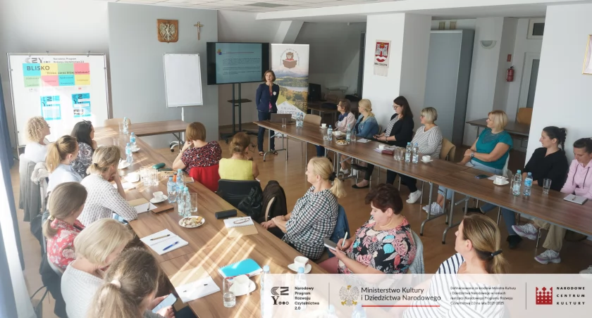 Dofinansowanie biblioteki w Kluszkowcach w ramach programu  „Blisko, coraz bliżej biblioteki”