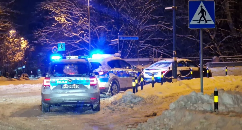 Kierowca taksówki obywatelsko zatrzymał pijanego kierowcę - był zagrożeniem na drodze