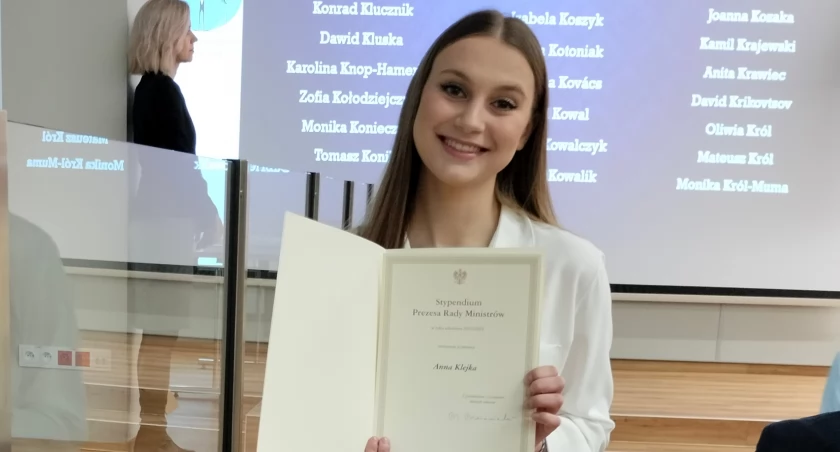 Anna Klejka z ZSCKR ze stypendium Prezesa Rady Ministrów