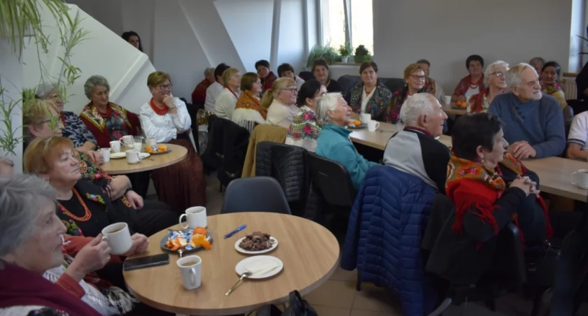 Podsumowanie Akcji Senior-Seniorowi i kolędowanie seniorów przy świątecznym stole