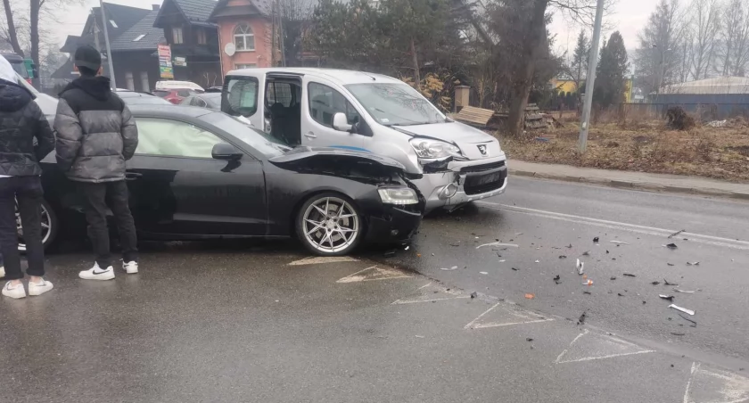 Zderzenie na ul. Jana Pawła II w Nowym Targu