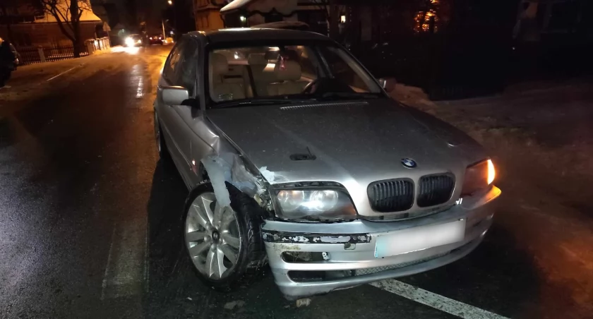 BMW zderzyło się z Nissanem