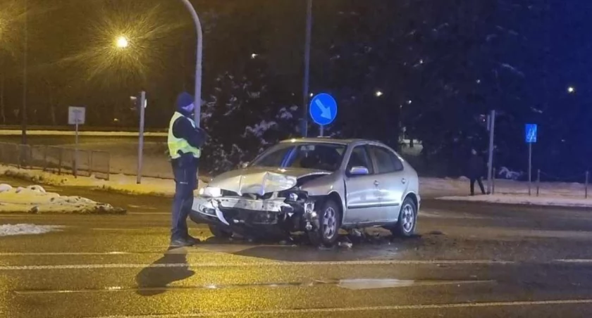 Dzwon na skrzyżowaniu 