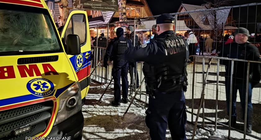 Małopolscy policjanci zabezpieczali teren wokół skoczni 
