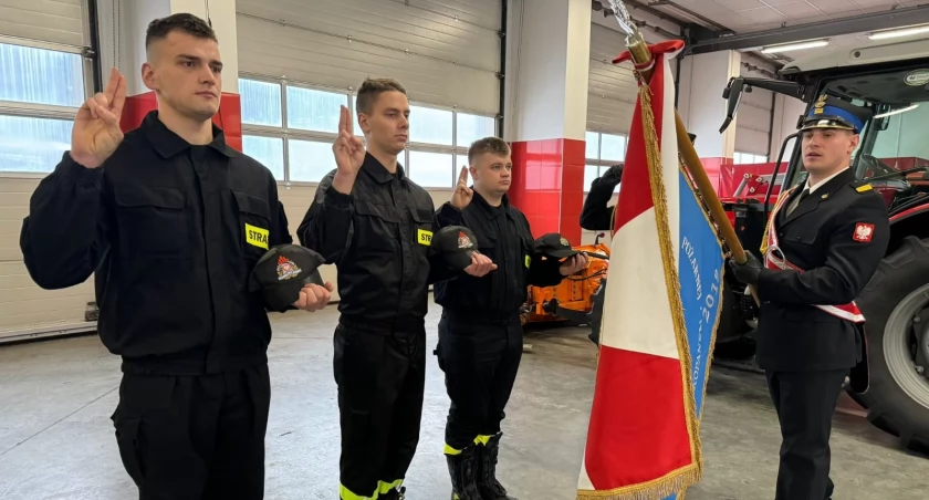 Zmiany w zakopiańskiej straży pożarnej - pożegnanie emerytów i ślubowanie nowych strażaków