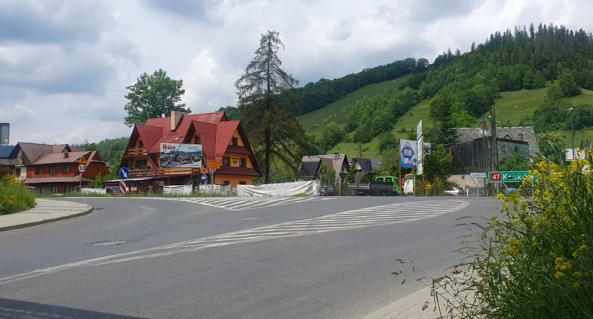 Początek budowy rond na ul. Ustup i Wojdyły w Zakopanem