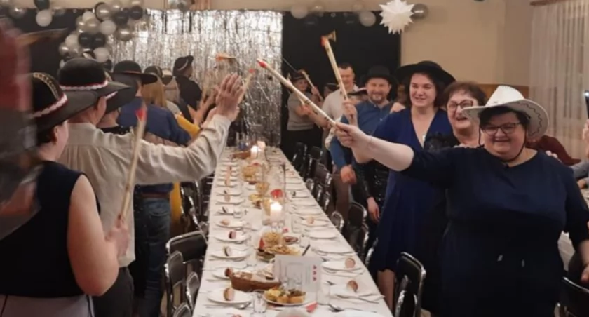 Charytatywny bal karnawałowy w Rokicinach Podhalańskich - dla Marysi Białońskiej