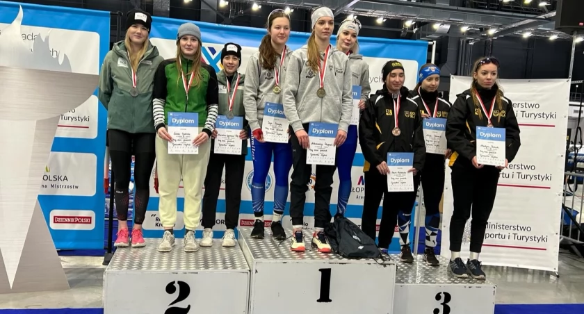 Zakopiańskie łyżwiarki z workiem medali Mistrzostw Polski Juniorów