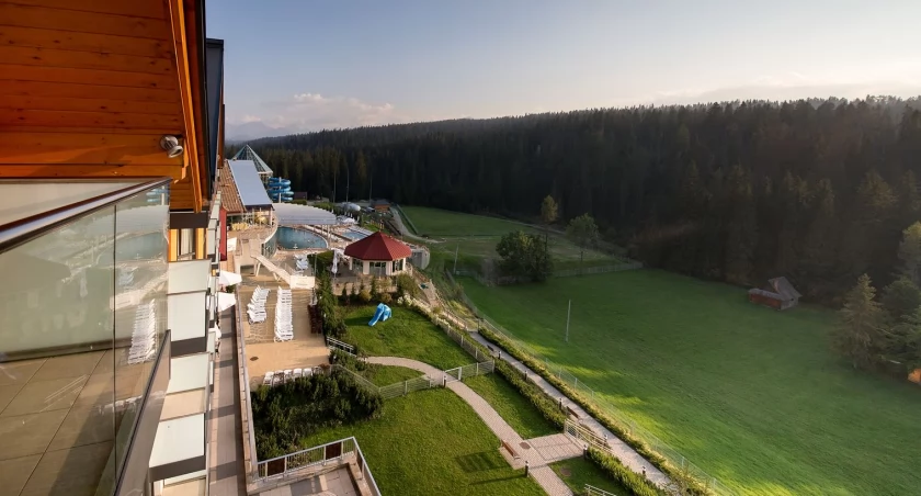 Hotel z termami? Sprawdź, dlaczego to doskonały pomysł na weekend