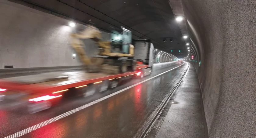 Tunel na zakopiance - odnotowano 10 milionów pojazdów