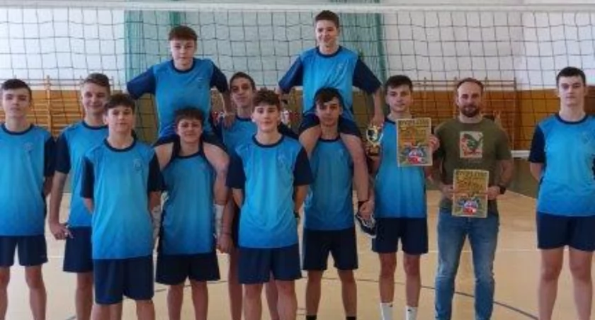 Igrzyska Młodzieży Szkolnej Ośrodka Sportowego Pieniny w piłce siatkowej  chłopców