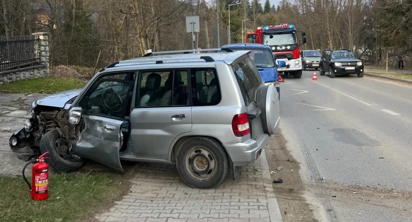 Zderzenie osobówki z dostawczakiem
