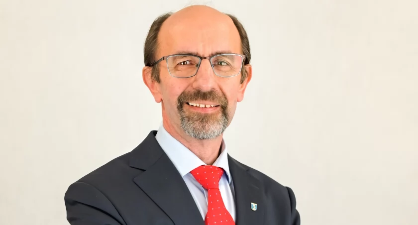 Jan Gluc: nowoczesna komunikacja miejska oparta na kolejach linowych w Zakopanem