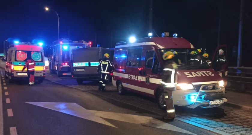 Nietrzeźwe osoby na torach w Poroninie